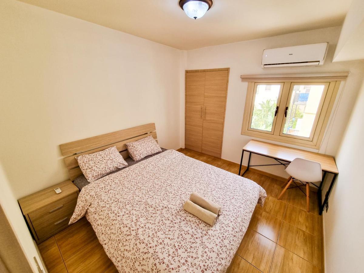 Sunbay City Rooms 라르나카 외부 사진